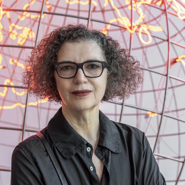 Retrato de Mona Hatoum (1952–)